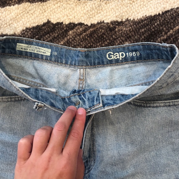 GAP High Rise Jean Shorts - Picture 4 of 4